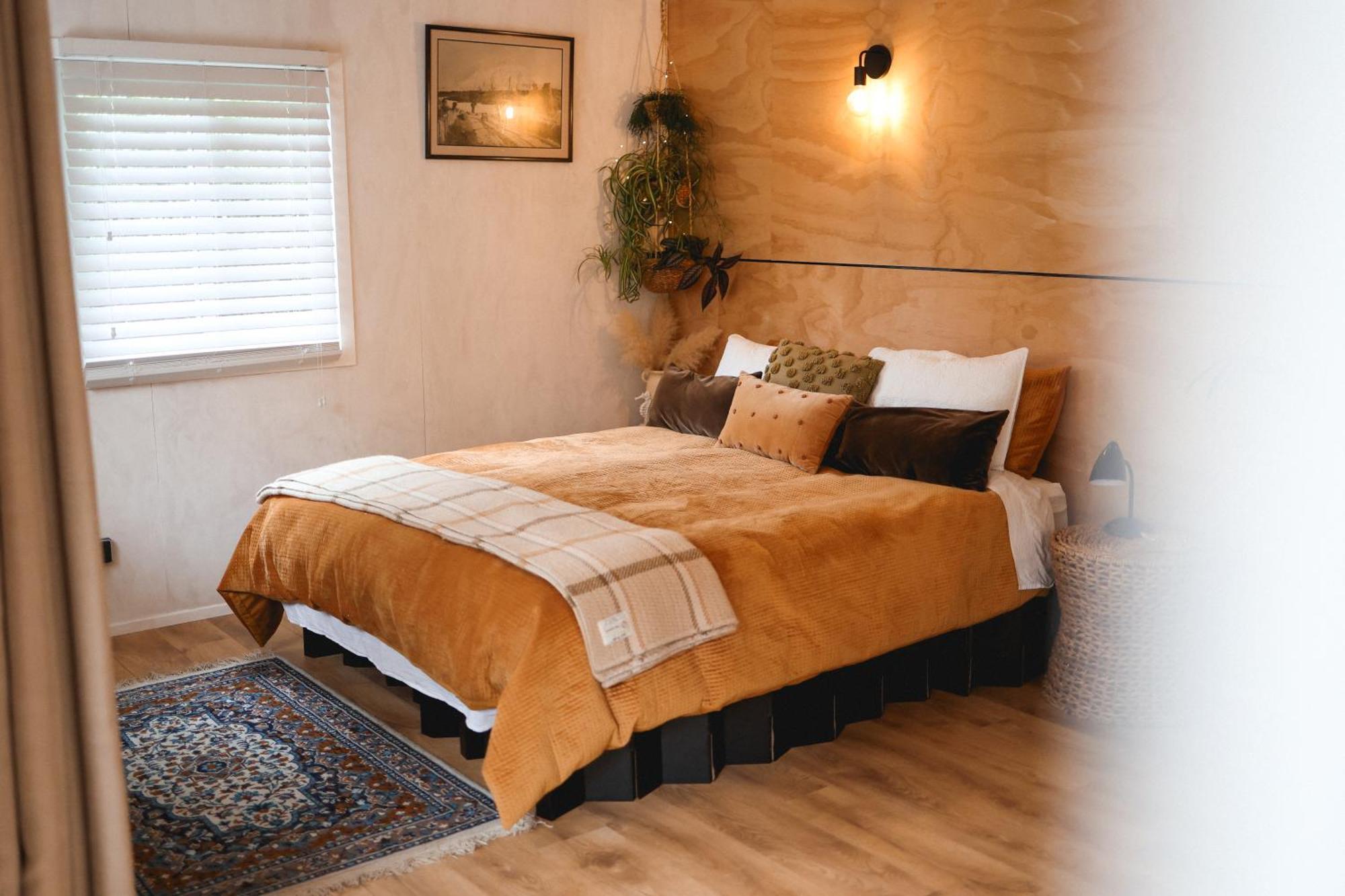 Kaitake Kabana - Unique, Off-Grid, Studio Retreat Oakura Zewnętrze zdjęcie