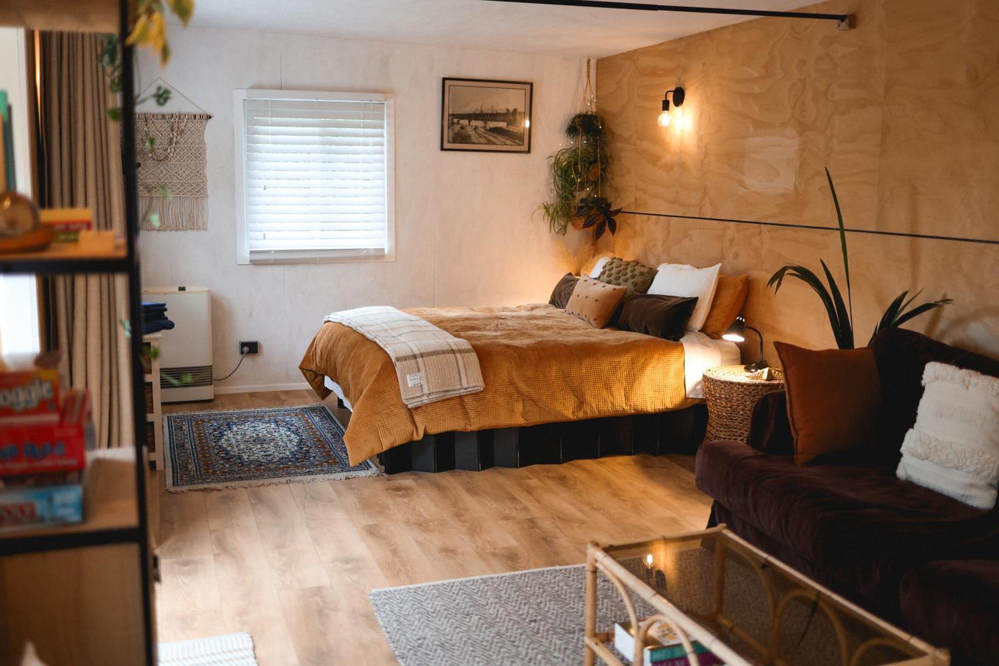 Kaitake Kabana - Unique, Off-Grid, Studio Retreat Oakura Zewnętrze zdjęcie